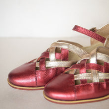 Load image into Gallery viewer, Scarlet Reverie Miller