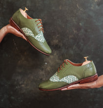 Load image into Gallery viewer, need a name brocade leather Swing Love shoes.jpg