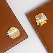 Load image into Gallery viewer, Faifoo Passport Case - Swing Love