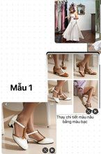 Load image into Gallery viewer, Đức Anh Custom Wedding Shoes
