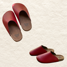 Load image into Gallery viewer, Sa-Bông Sandals
